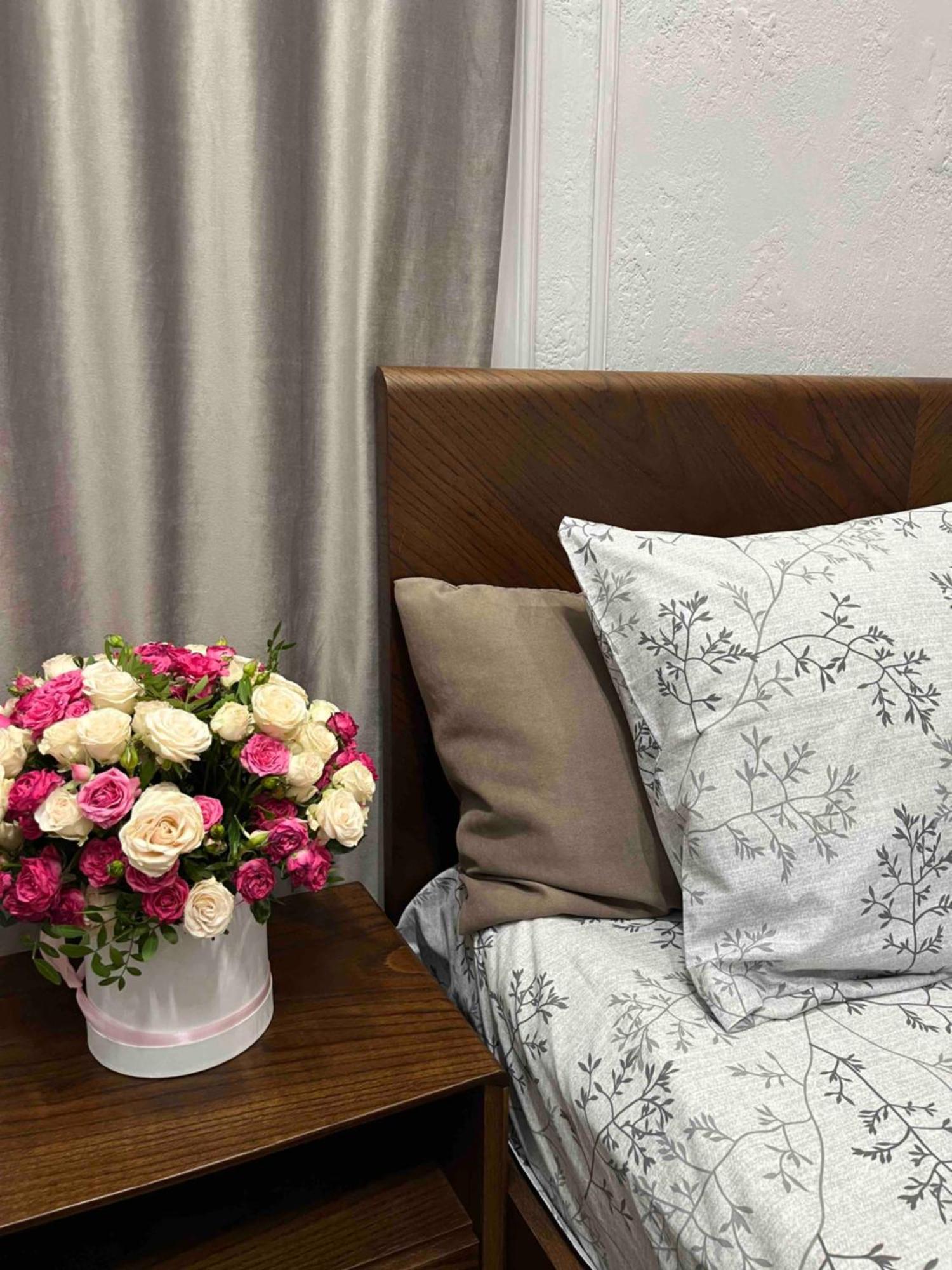 Favorit Apartments 2 Кім Безкоштовна Парковка Центр З Балконом Не Далеко Від Ж Д Вокзалу Звітні Документи Lviv Dış mekan fotoğraf